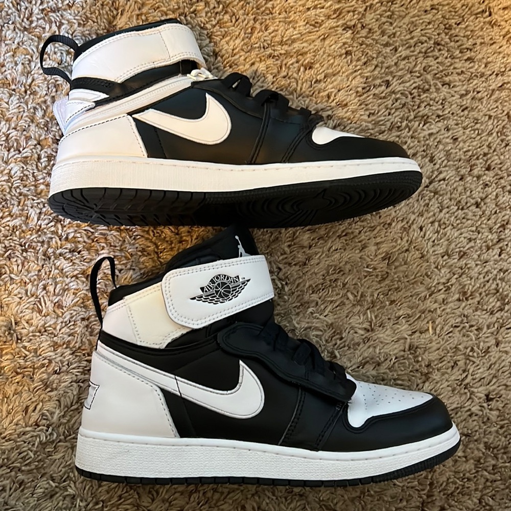 Kids Nike Air Jordan black and white